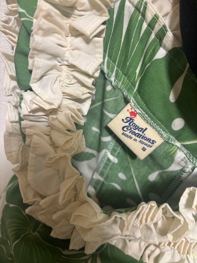  Creations フラワー柄ムームー Sサイズ