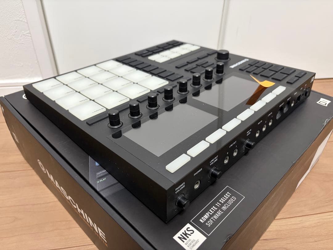 ②Native Instruments MASCHINE Mk3 ライセンス有