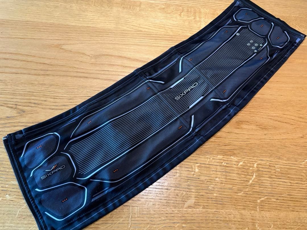 ★nanaさん専用【保証付】シックスパッド コアベルト Mサイズ