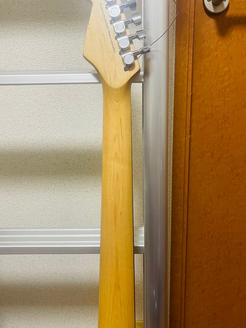 Mavisエレキギター サンバースト