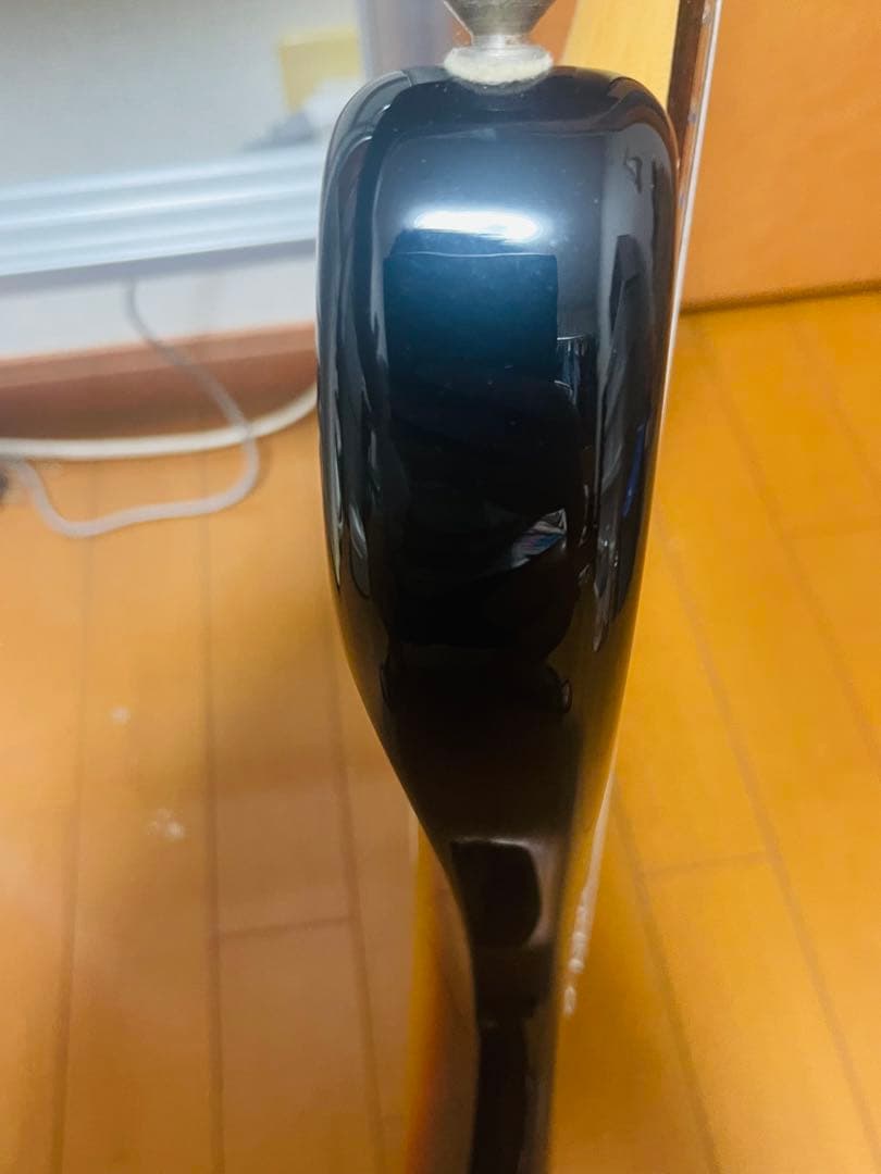 Mavisエレキギター サンバースト