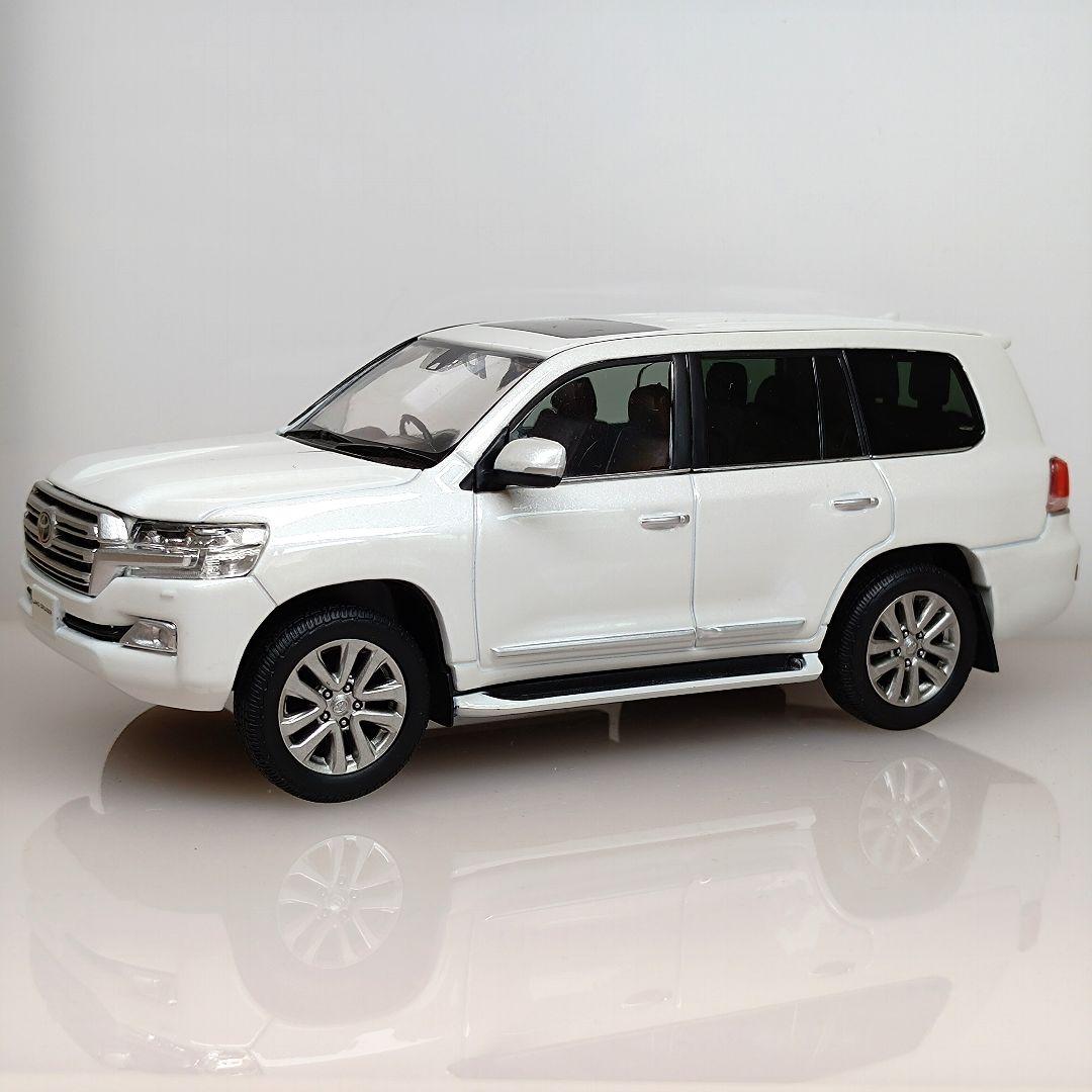 トヨタ ランドクルーザー 200 カラーサンプル ホワイト 特注品 非売品