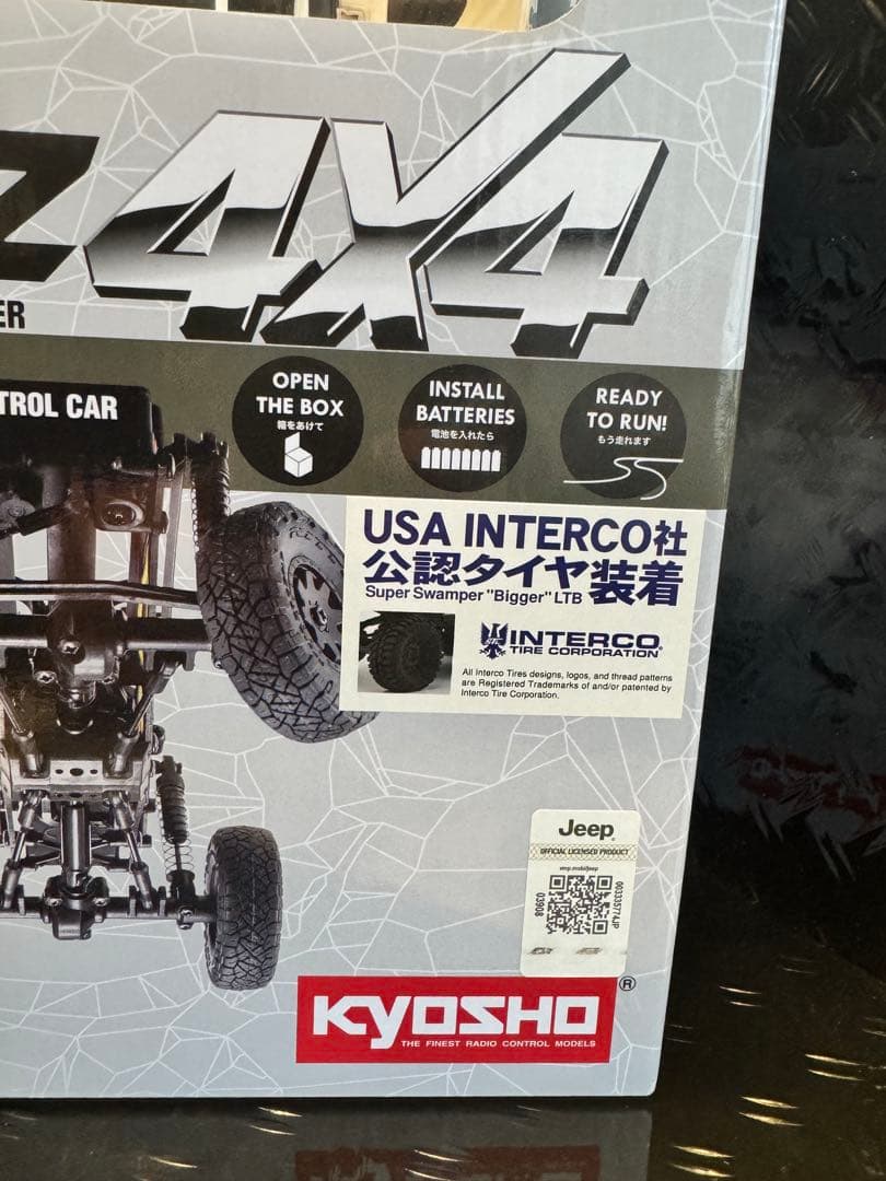 ミニッツ 4×4 ジープ　ラングラー　アンリミテッド　ルピコン　充電電池付き