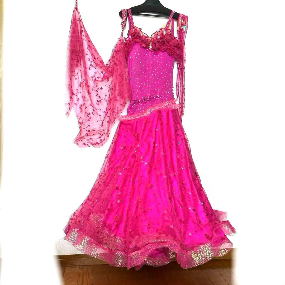 【華やか】フューシャピンク 豪華ストーン　クリスアン　社交ダンス　最終お値下げ