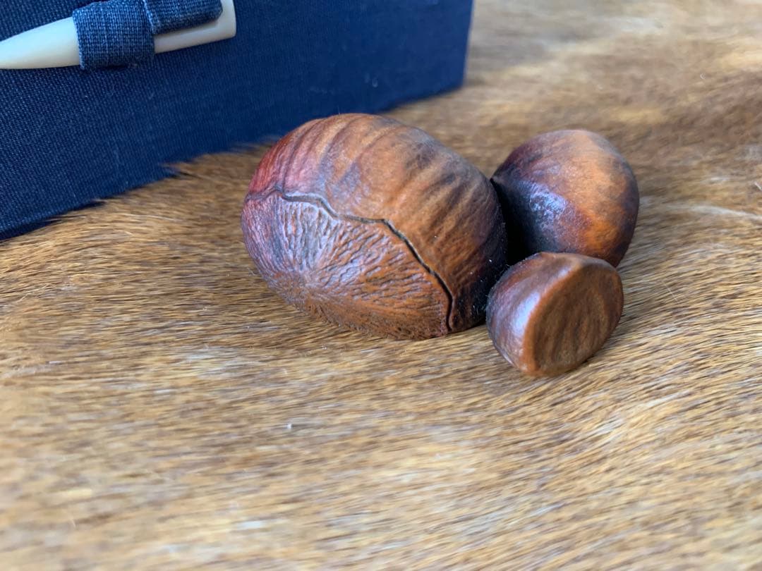 根付 栗 置物 亮長彫 極密細工彫刻 箱付 時代物 古美術品 東洋彫刻