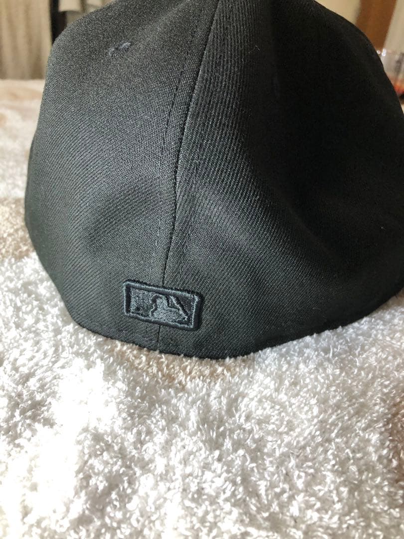 New Era ブラック SDロゴ キャップ
