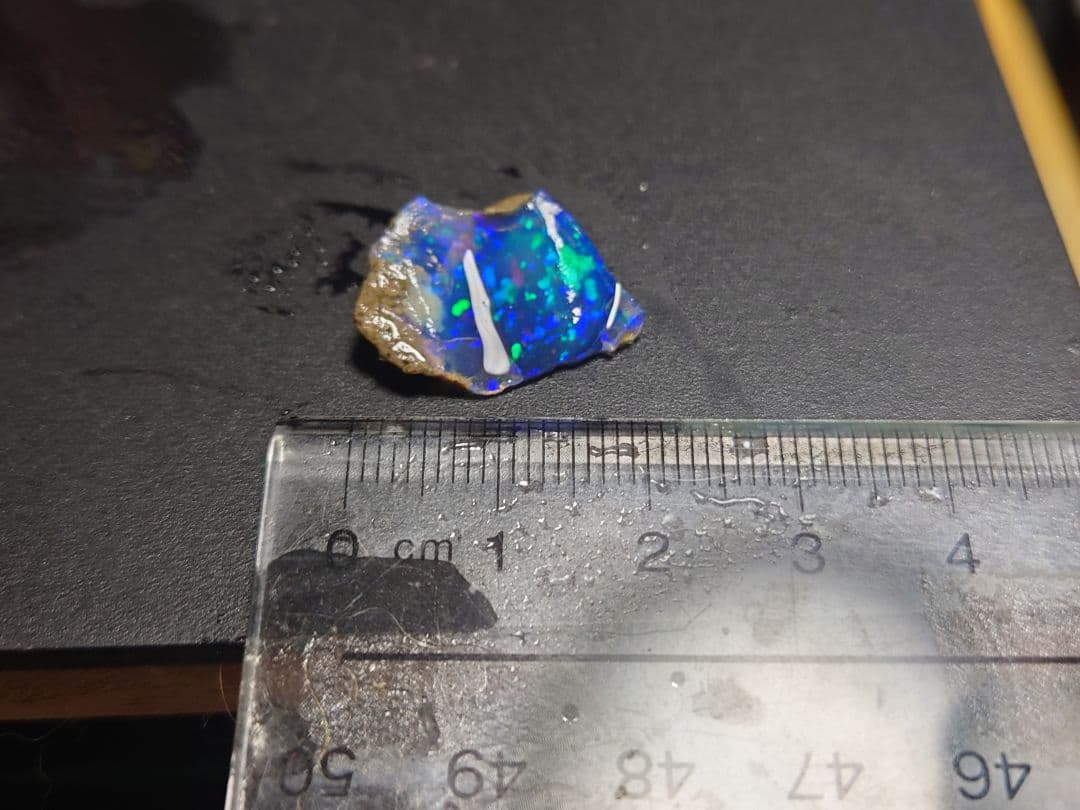 エチオピアウェロ産　チョーク　オパール　　原石　鉱物標本　星空のような