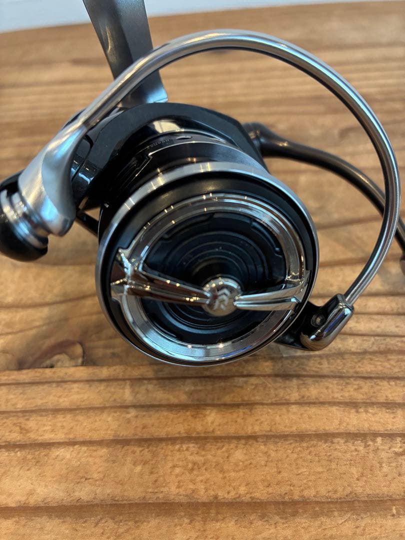 釣りざんまい ダイワ 18 カルディアLT2500S-XH カスタム