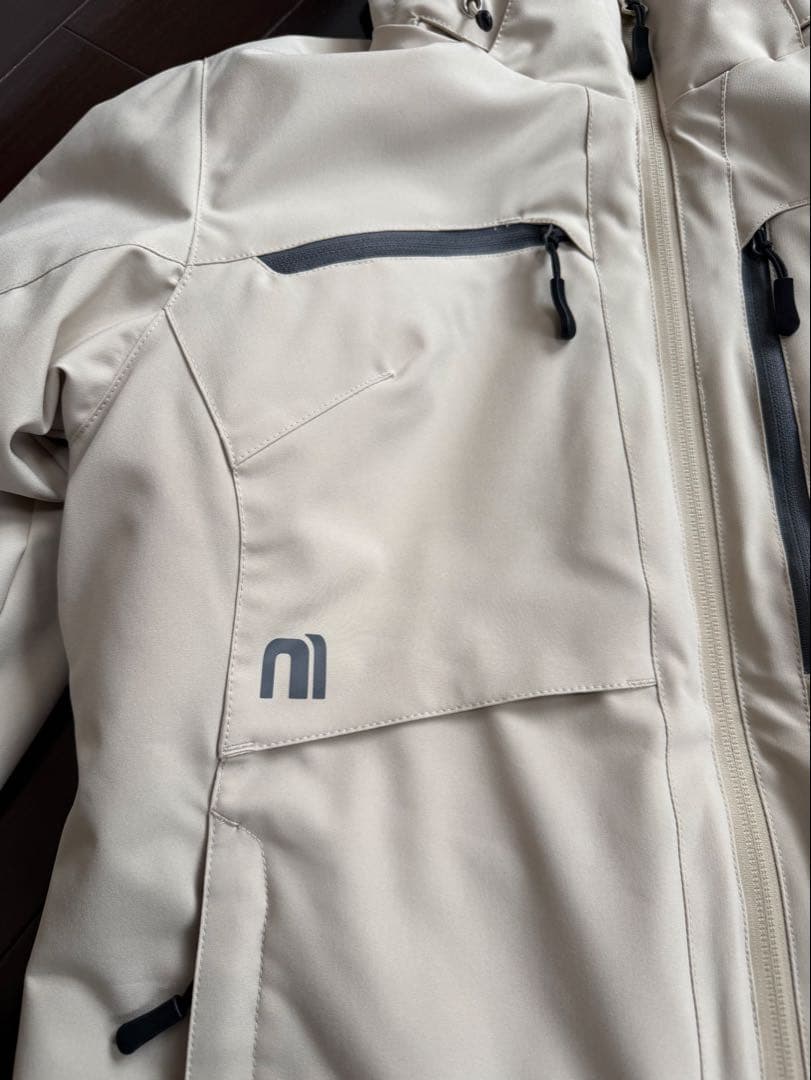 スキーウェア　上下セット　nnoum