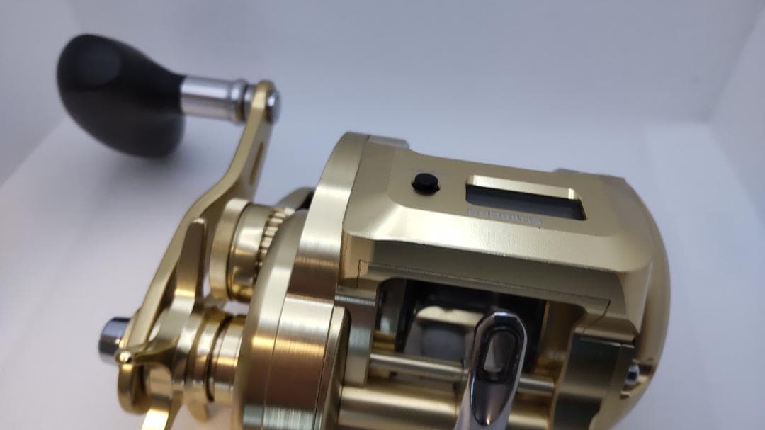 美品　シマノ　オシアコンクエストCT300HG（右巻き）