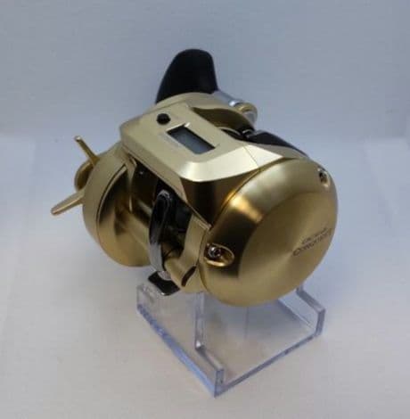 美品　シマノ　オシアコンクエストCT300HG（右巻き）
