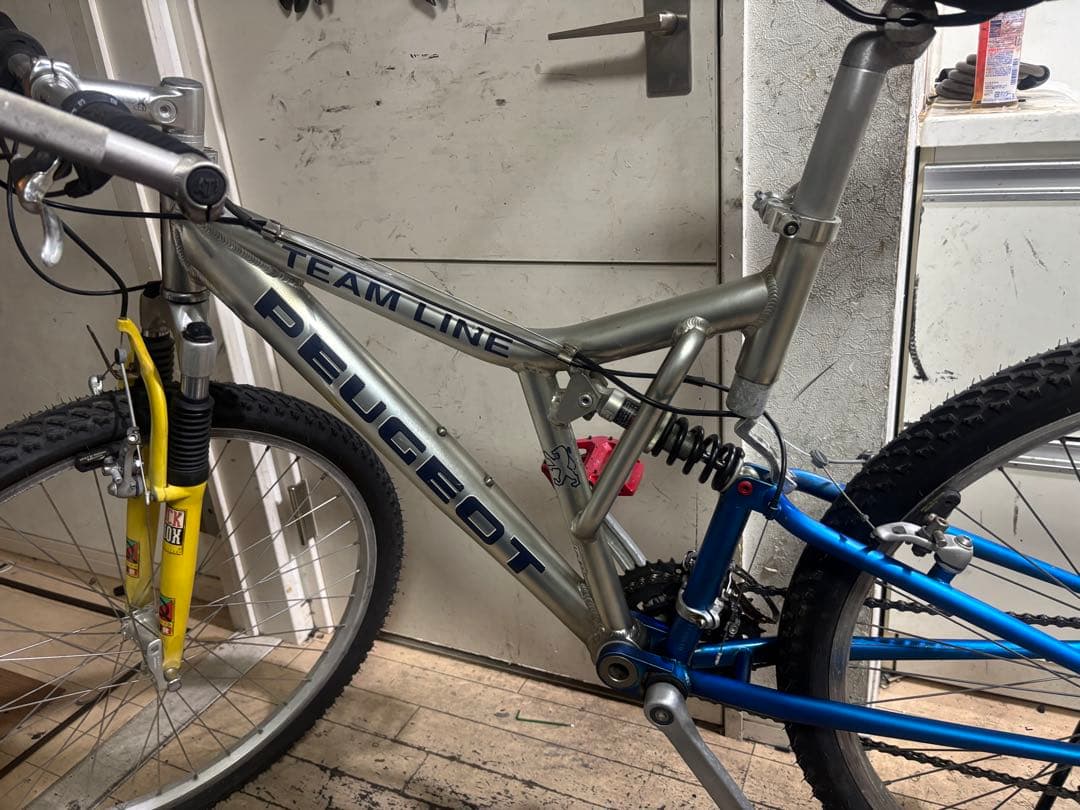 PEUGEOT TEAM LINE プジョー　フルサスマウンテンバイク