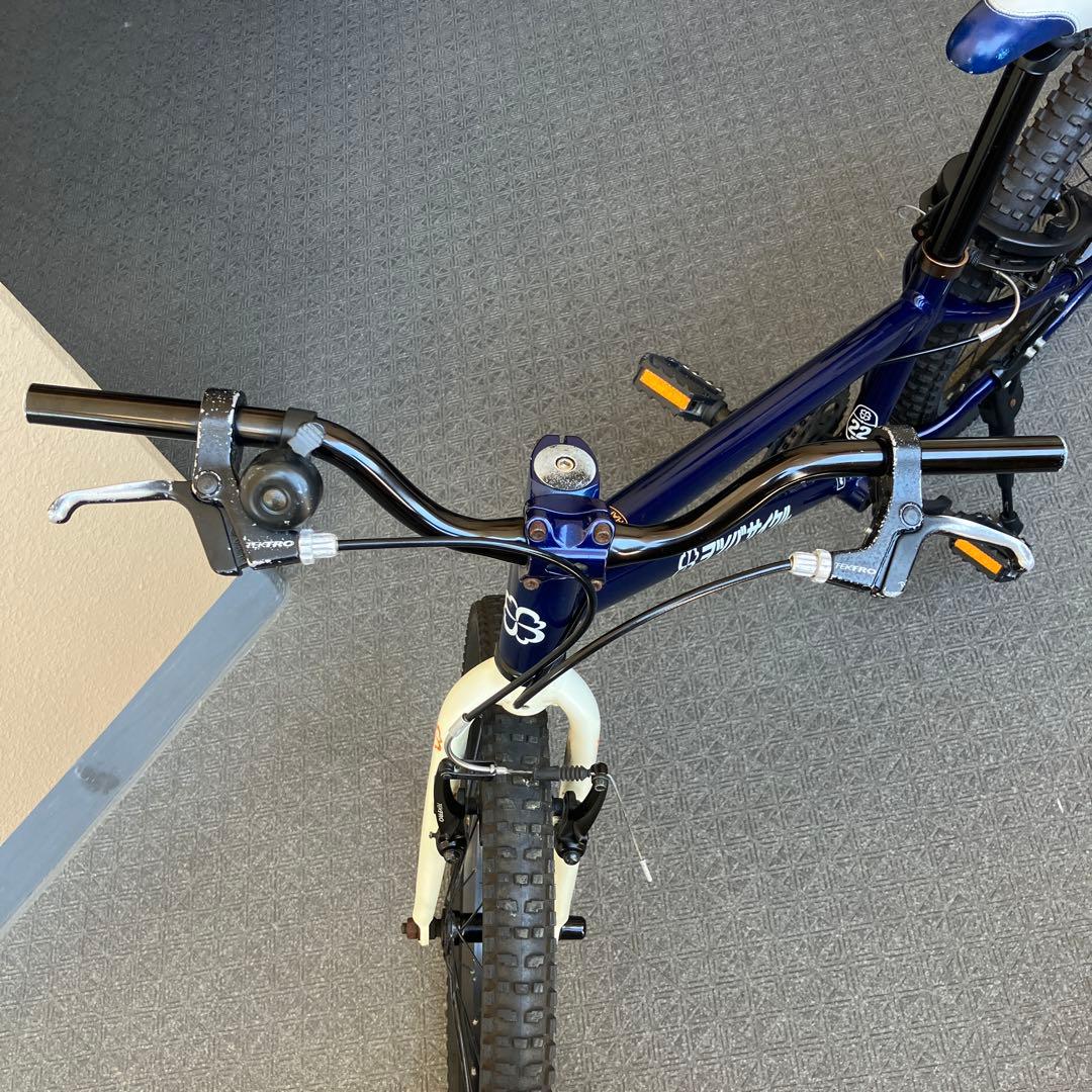 ヨツバサイクル 22インチ　ネイビー/ホワイト