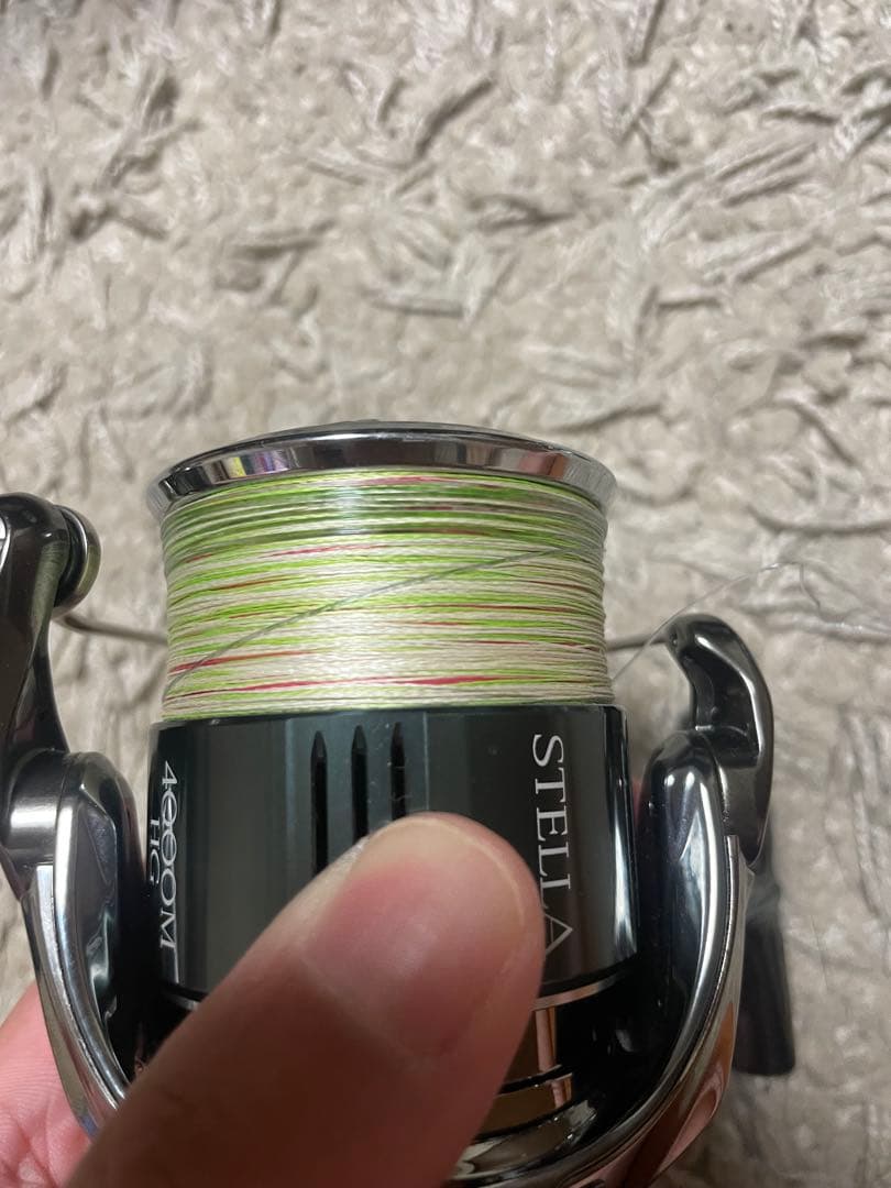 シマノ 22ステラ 4000MHG ハンドルノブ、ハンドルキャップ、無し