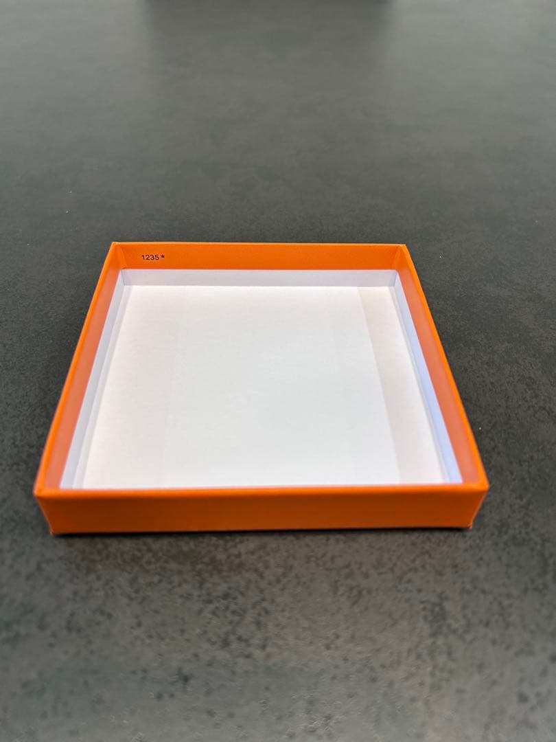 HERMES エルメス アクセサリー保存袋 空箱 取説有り