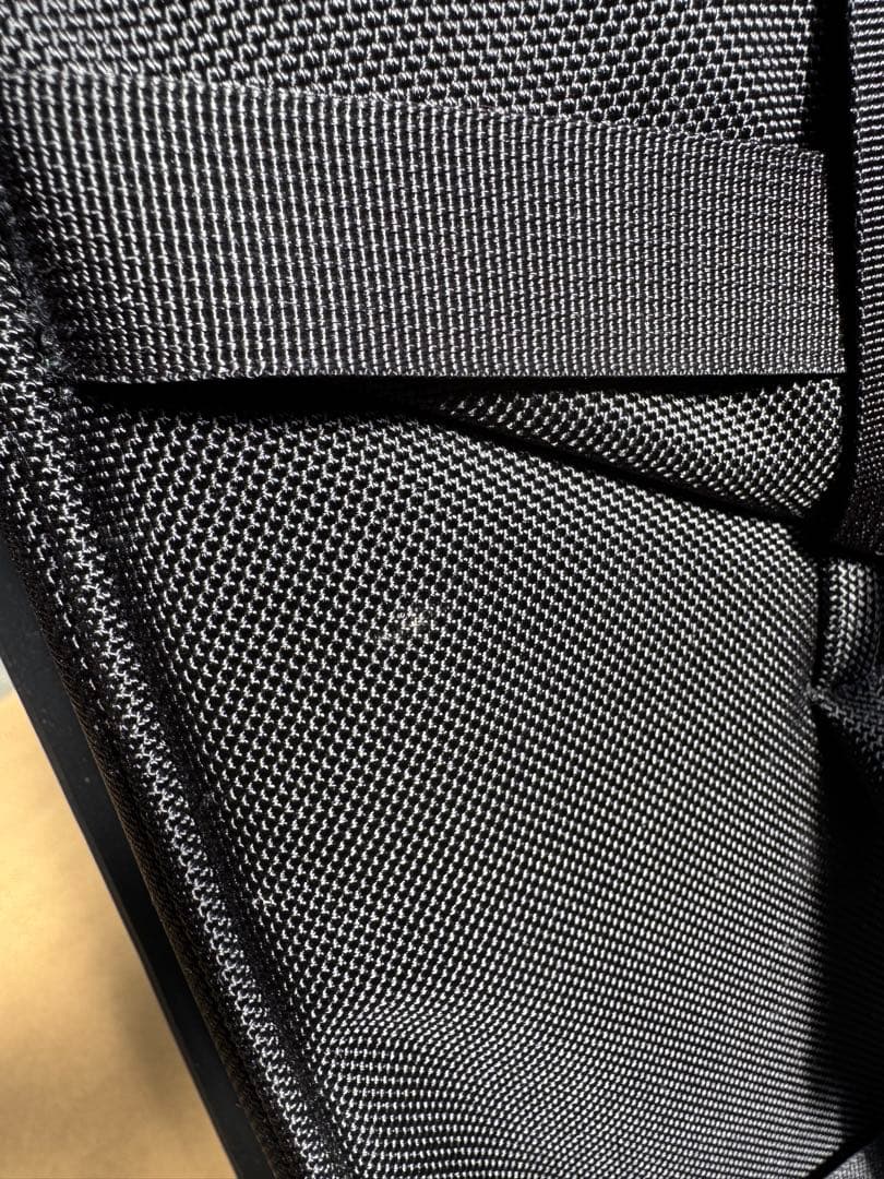 モンベル　ウィーリーダッフル80