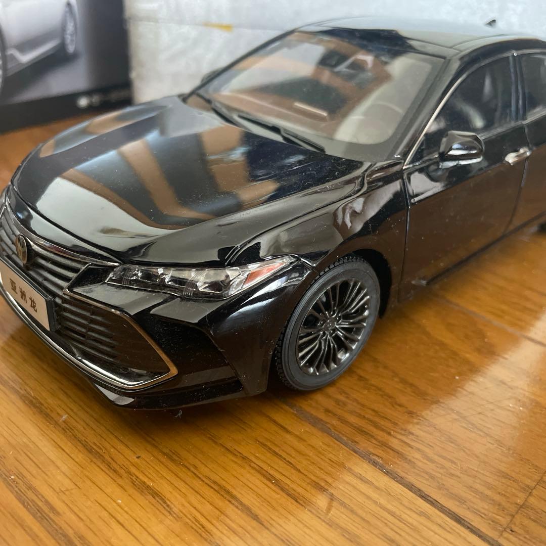 Paudi model 1/18 2018年モデルトヨタ アバロン 黒