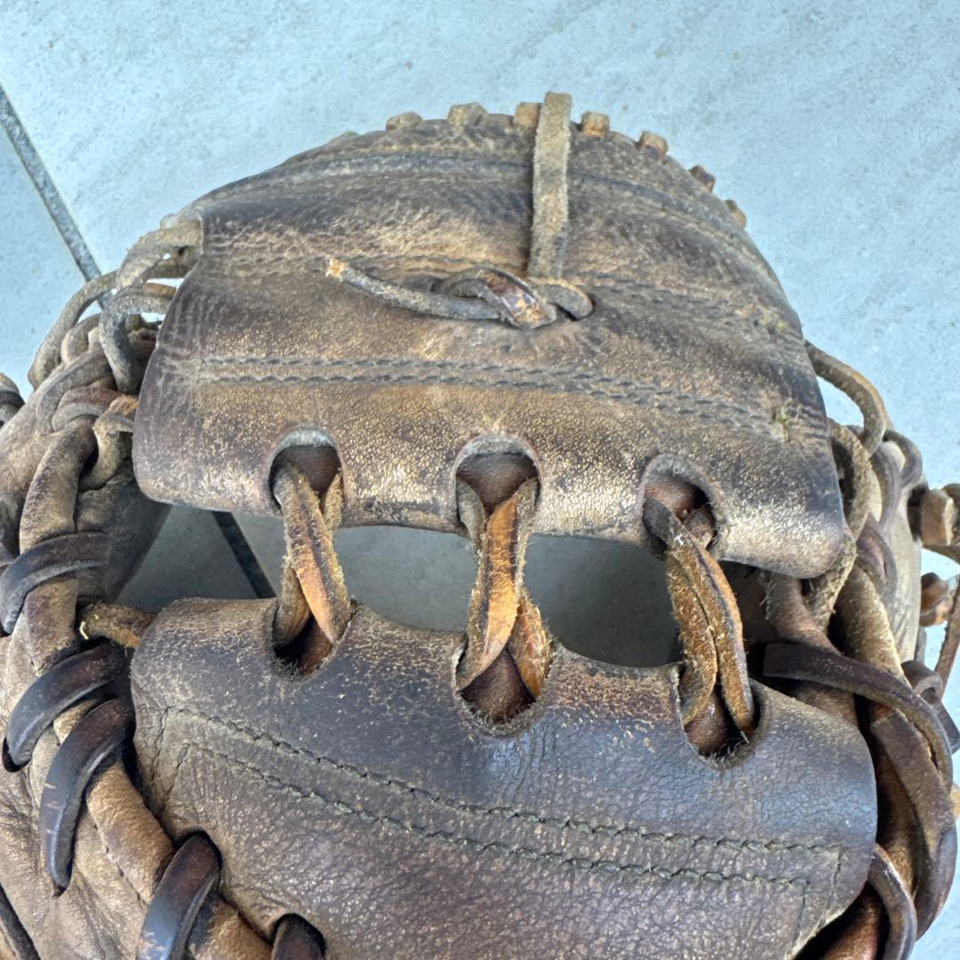 ハタケヤマ　野球用グローブ ブラウン