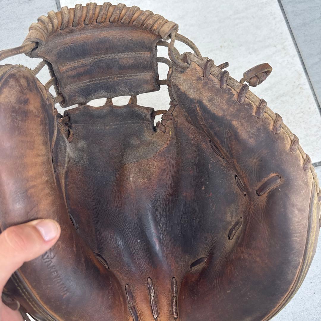 ハタケヤマ　野球用グローブ ブラウン