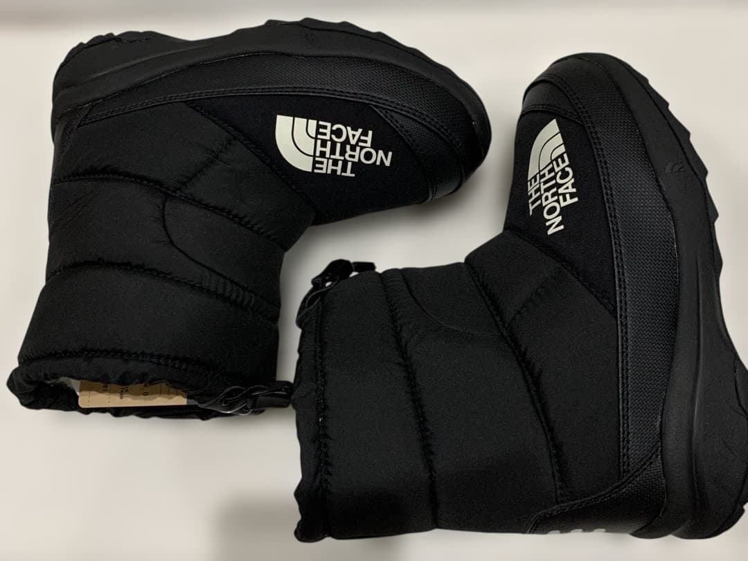 新品未使用品　 NORTH FACE スノーブーツ 22.0 cm ブラック