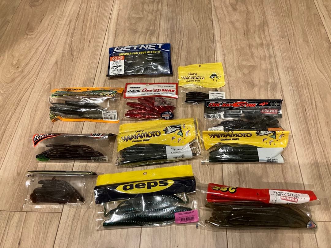 バス釣り引退セット　タックルケース　ルアー　ワーム等