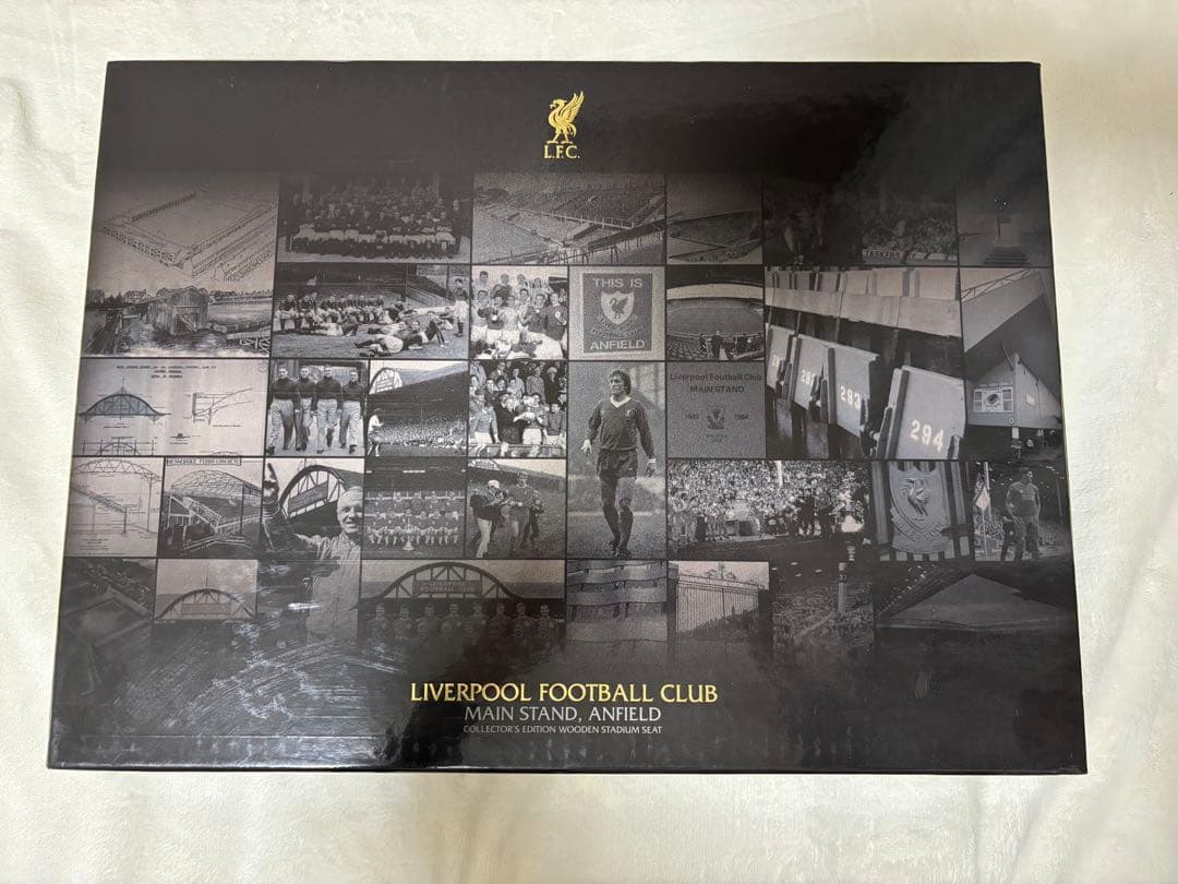 リバプールFC 公式コレクターズエディション メインスタンド木製シート
