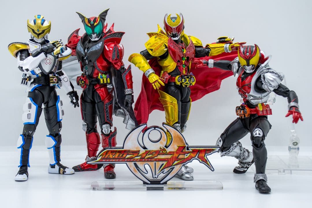 真骨頂製法 S.Hフィギュアーツ 仮面ライダーキバ 4体セット