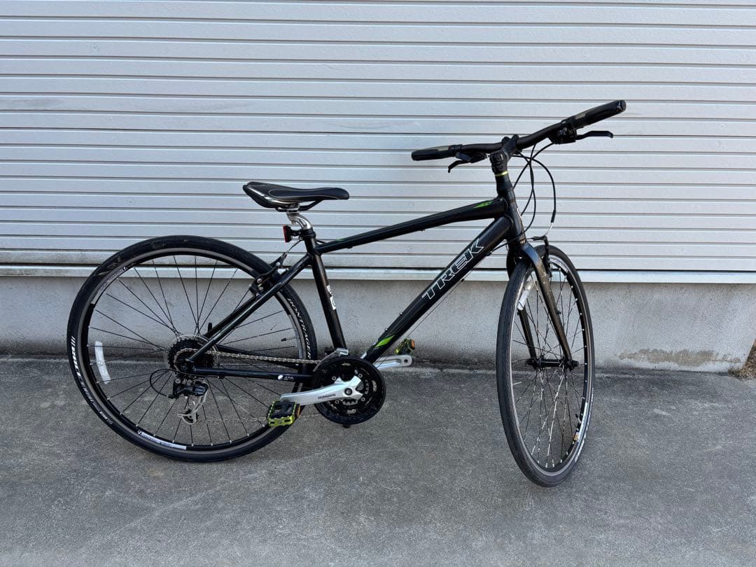 Trek 7.3 FXクロスバイク ブラック 700C 引き取り限定　Mサイズ