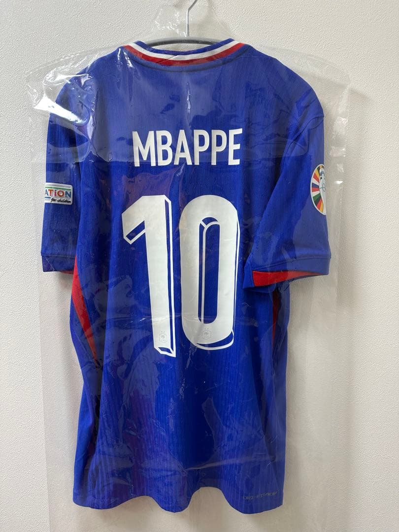 ムバッペ　ユニフォーム　フランス代表　オーセン　ユーロ2024（H）