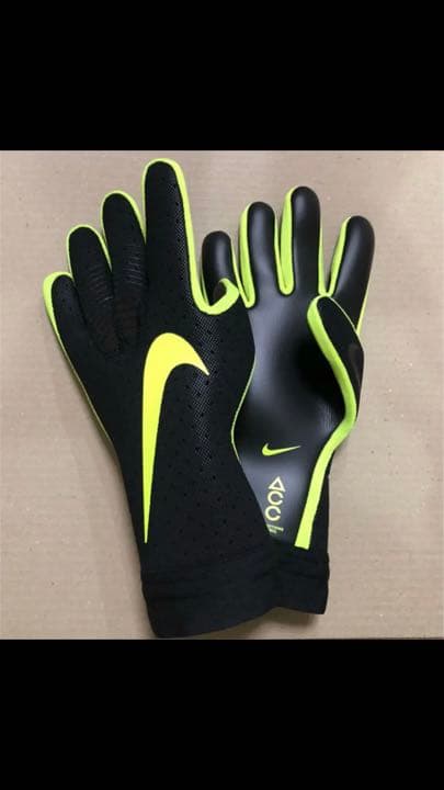 ナイキ  キーパーグローブ 9