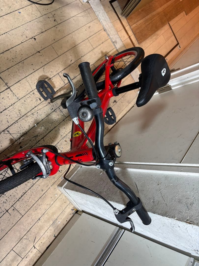 Ferrari フェラーリ16インチ キッズバイク レッド