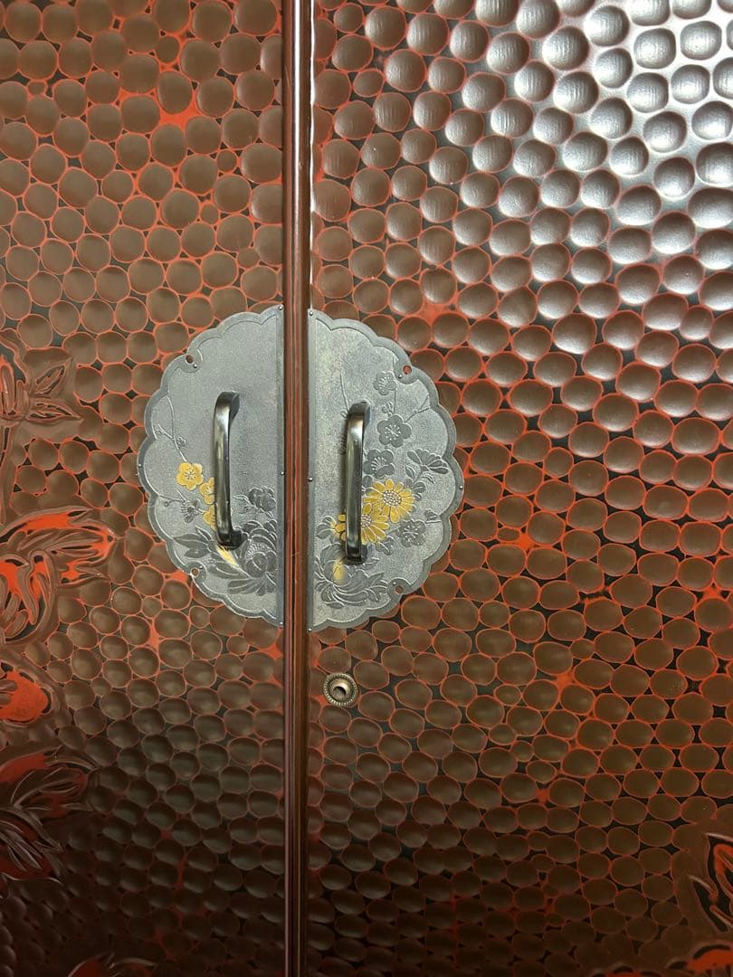 鎌倉彫　佐藤恵仙作　高級桐和箪笥4段引き出し 彫刻花模様