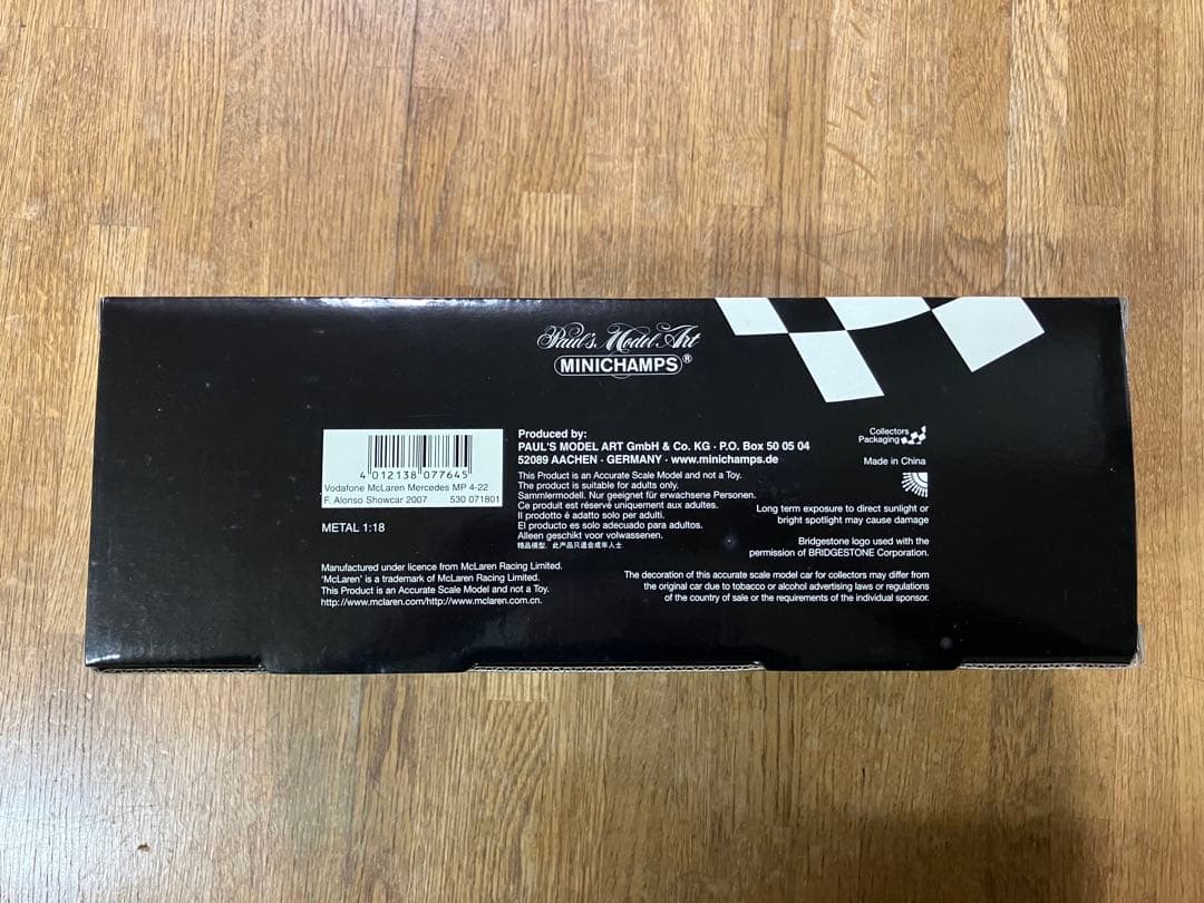 未開封 1/18 ミニチャンプス ボーダフォン マクラーレンメルセデス 2007