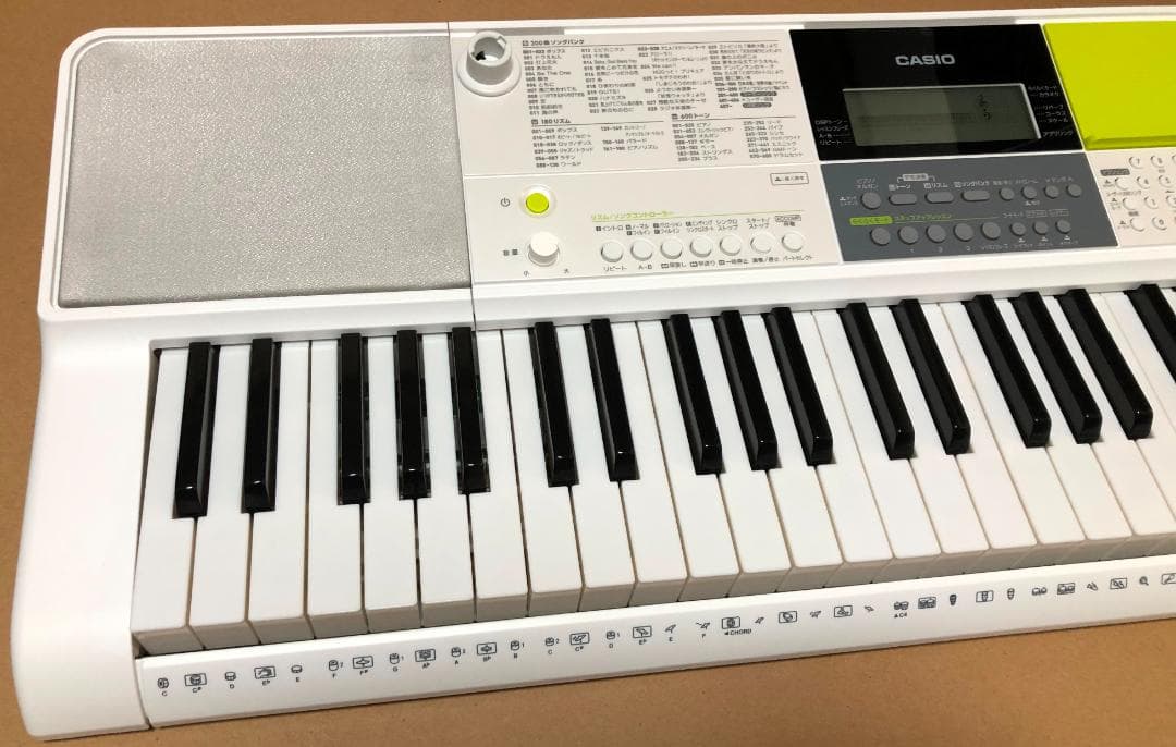 中古　CASIO LK-511　光ナビゲーションキーボード　カシオ　ペダル付