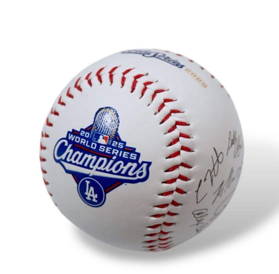 ワールドチャンピオン　大谷翔平　山本由伸　佐々木朗希　直筆サイン　3個セット