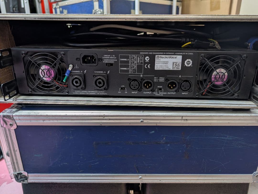 ElectroVoice Q1212 エレクトロボイス パワーアンプ その１