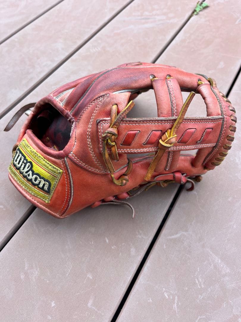 Wilson 硬式野球グローブ 赤　ウィルソン　内野　オールラウンド　形良好