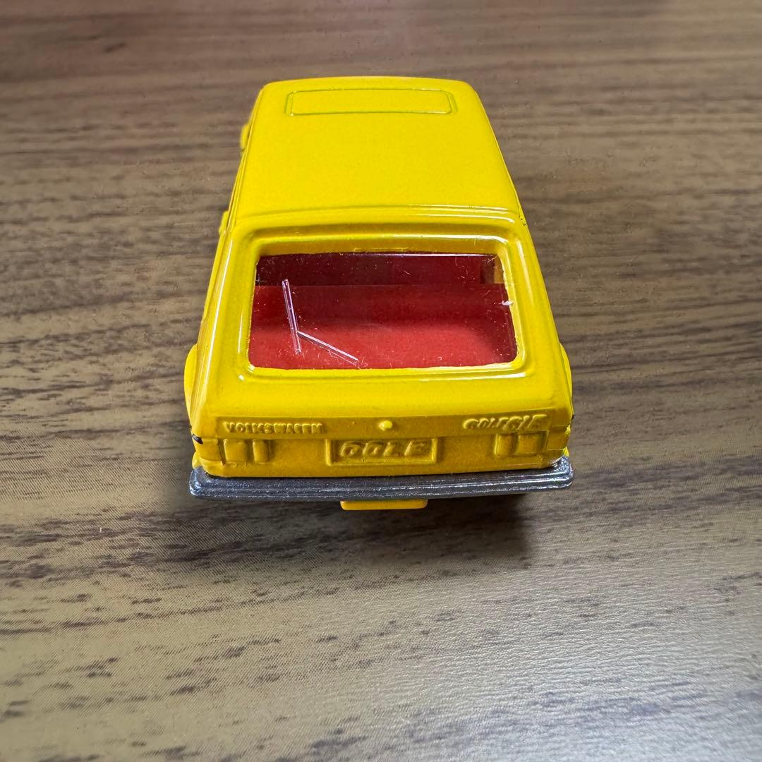 トミカ 外国車シリーズ フォルクスワーゲン ゴルフ GLE SCALE 1/56