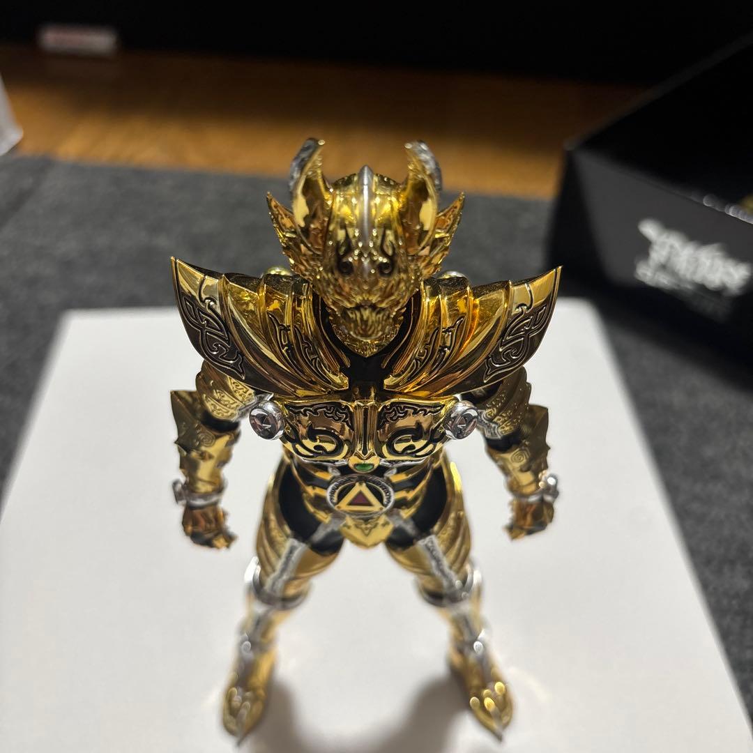 T*N様 黄金騎士牙狼　真骨彫　雷牙