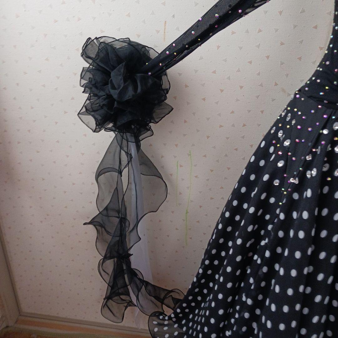 社交ダンス用ドレス 黒と白の水玉模様