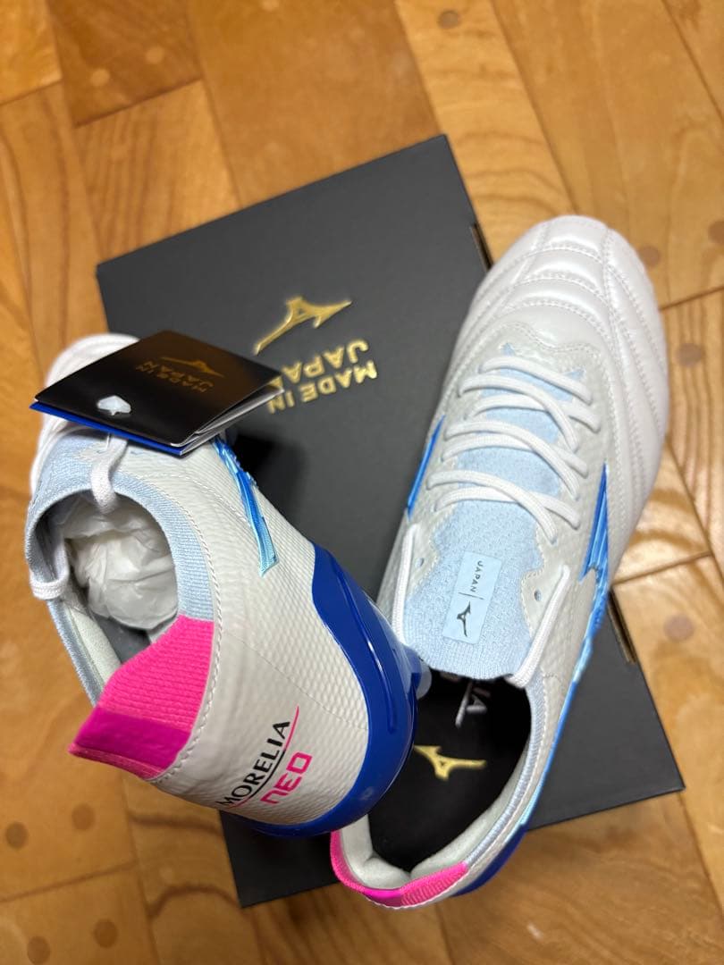 新品　超最新　レア　限定カラー　ミズノ　モレリア ネオ4 β JAPAN AG