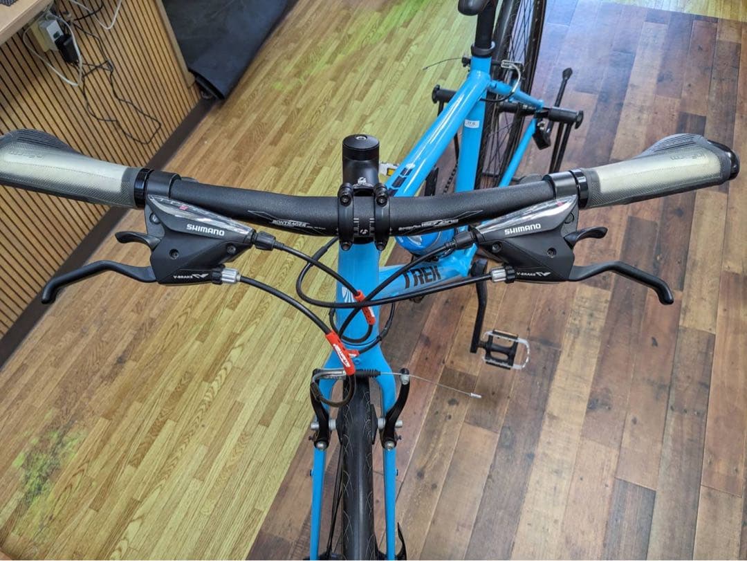 TREKクロスバイク FX3