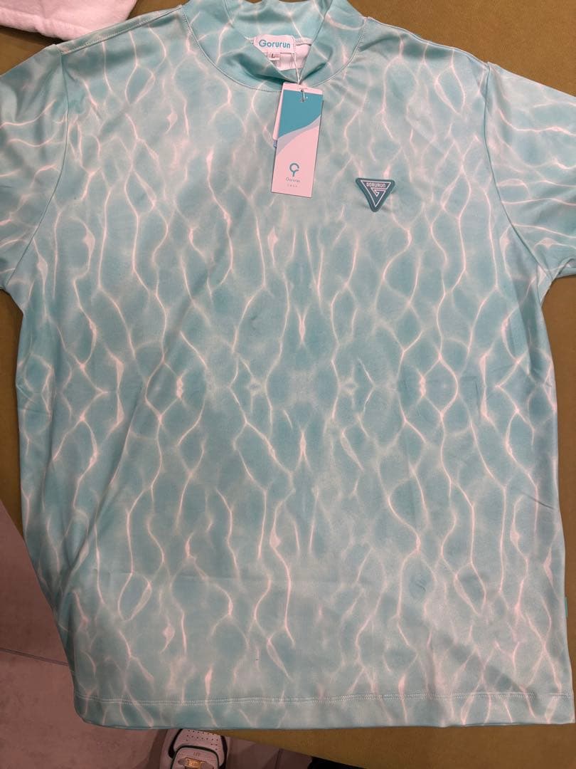 Gorurun 水面模様 Lサイズ モックネック