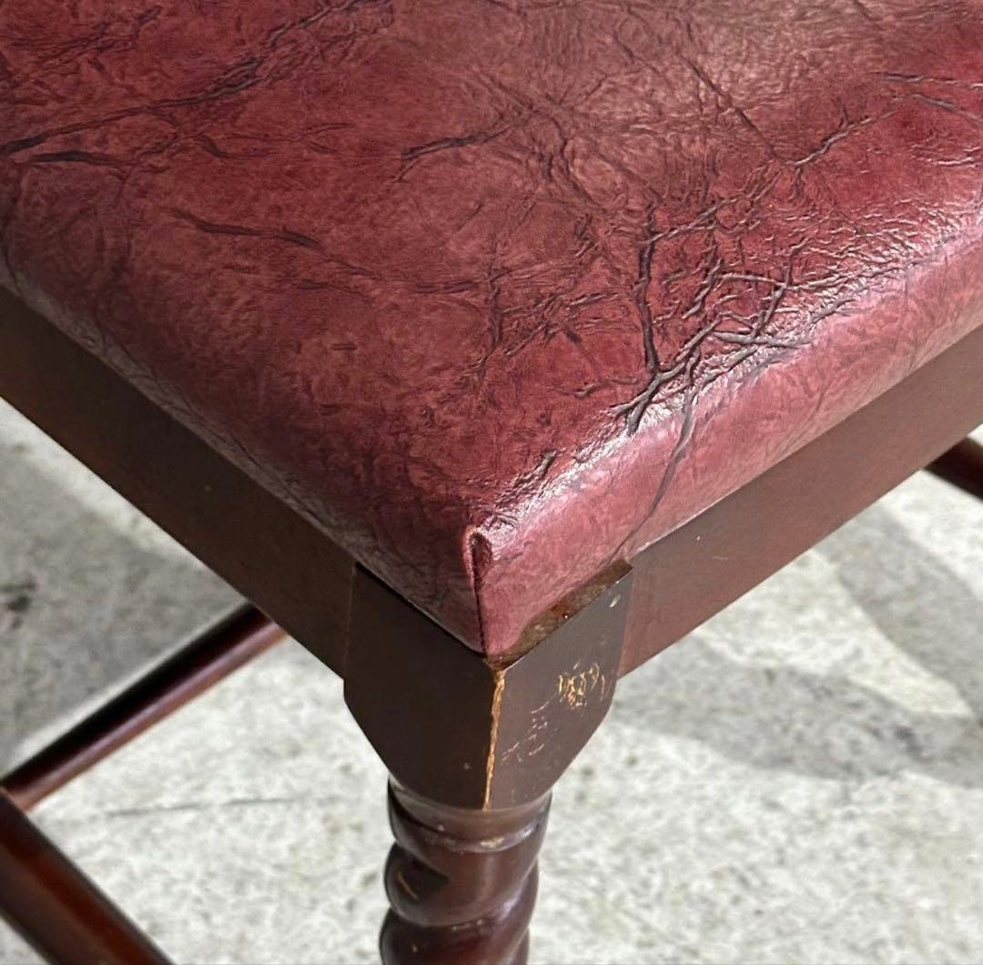 ✦バロック調✦アンティークチェア 木製 ツイスト脚 ワインレッド 鉄鋲 合皮張り