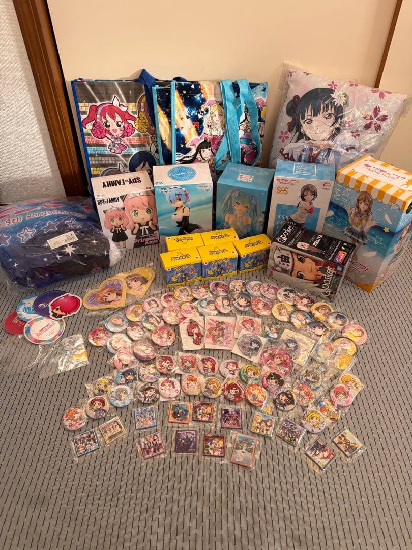 ラブライブ缶バッジグッズセット