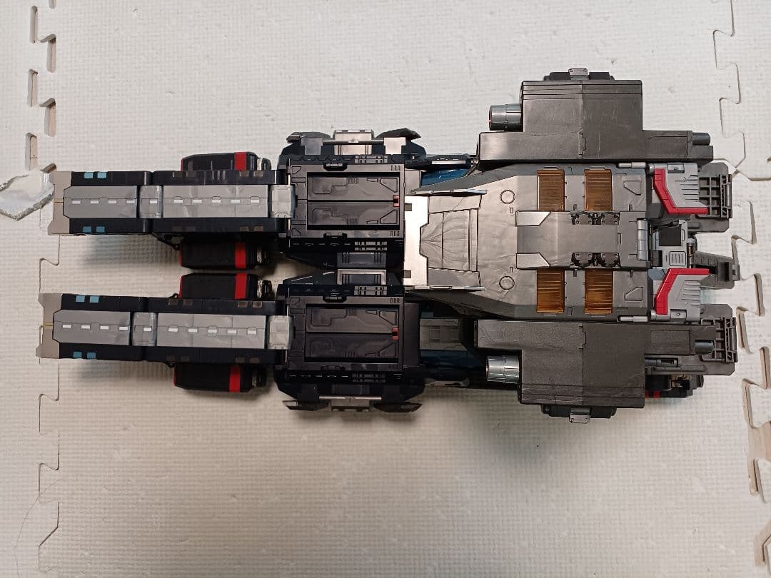 ダイアクロン DA-95 ロボットベース:陸上機動戦艦 グランドダイオン