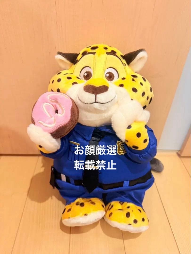 ズートピア　クロウハウザーマルチポシェットディズニーストア　ズートピア10th