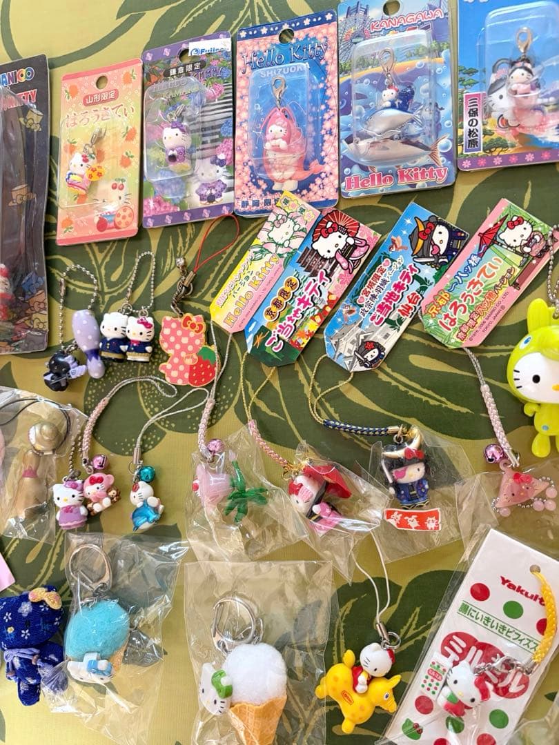 ご当地キティ　ストラップ　ボールペン　まとめ売り