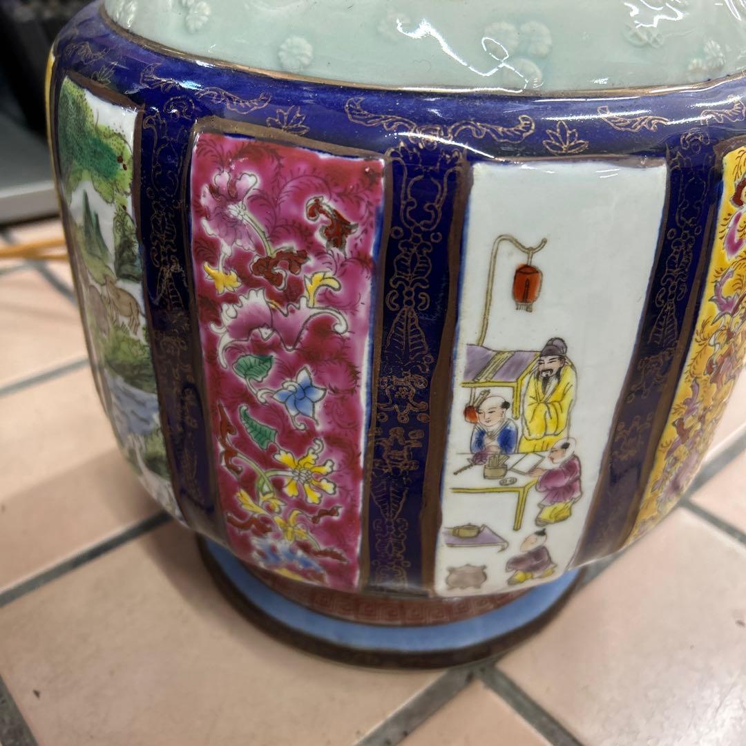 中国美術 青花琺瑯彩人物神獣纏枝花紋雙耳大瓶 高さ約50cm 旧家蔵出