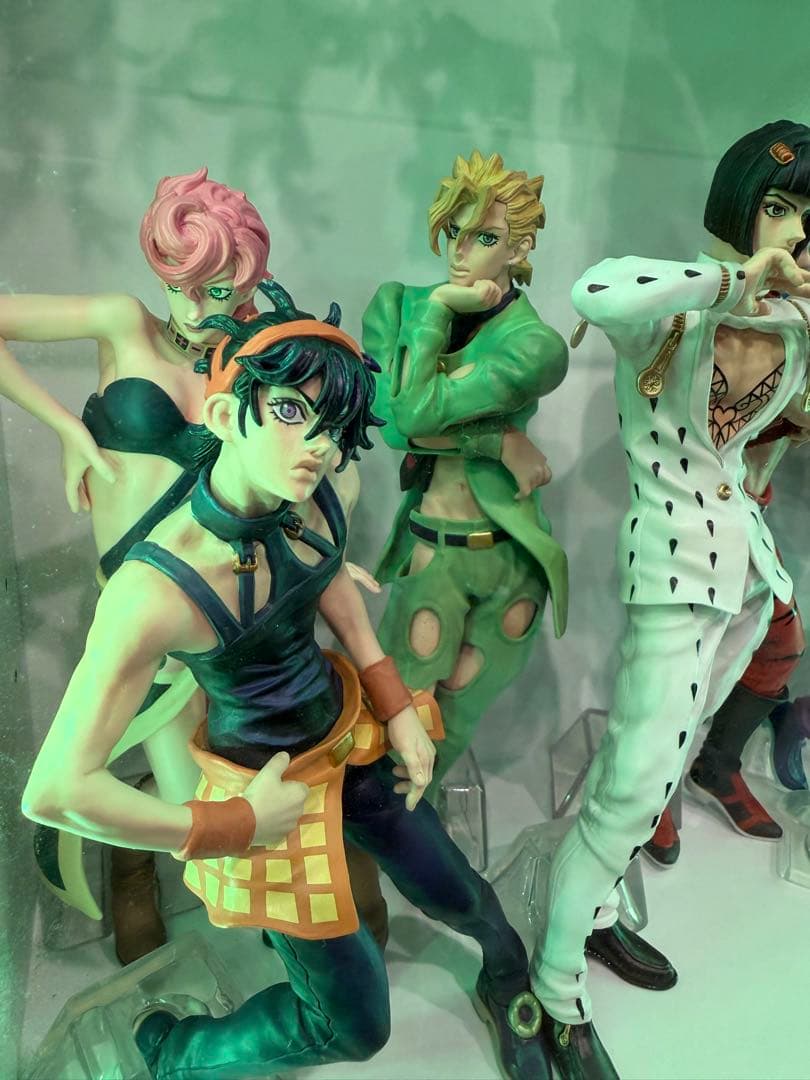 ジョジョ　５部　フィギュア